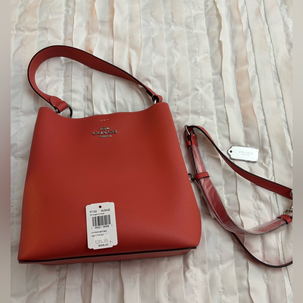 Coach large Town Bucket Bag - Picture 10 of 11